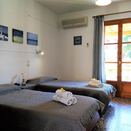 Kotroni Apartment Skiathos Town